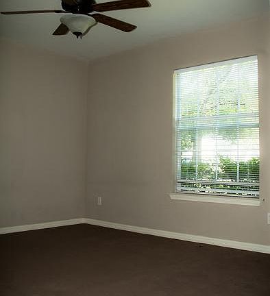 5th image of 800 W Tahlequah St APT A