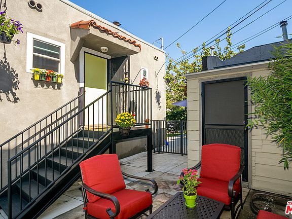 3rd image of 3127 Glendale Blvd #D