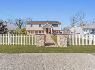 2433 Woodland Rd, Manchester, NJ 08759