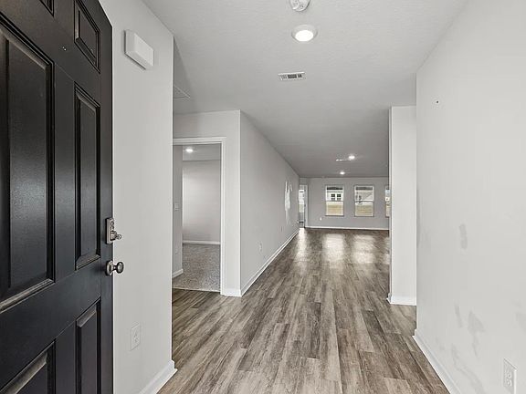 3rd image of 8670 Tarsus Dr