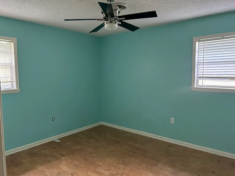 4303 Mockingbird Rd — Photo 13