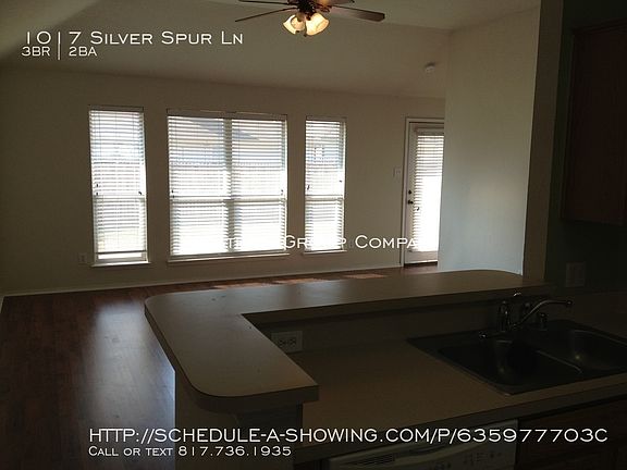 5th image of 1017 Silver Spur Ln
