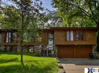 11726 Fisher House Rd, Bellevue, NE 68123