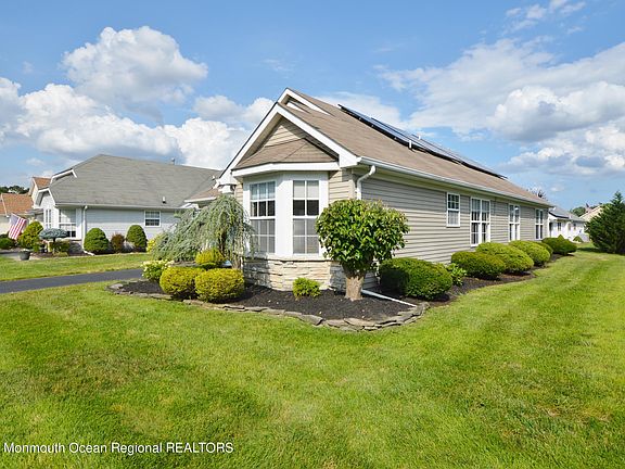 3rd image of 3616 Vicari Avenue