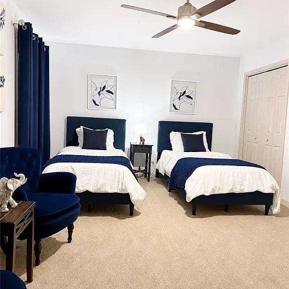 8945 Carroll Manor Dr — Photo 28