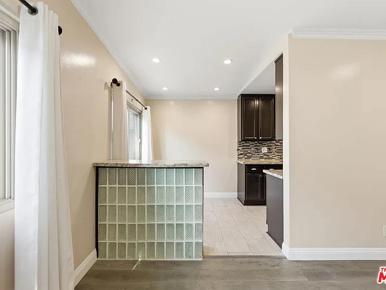 8710 Belford Ave #207B — Photo 3