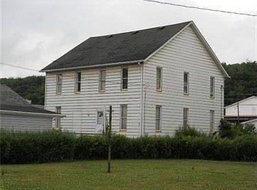 2nd image of 502 Arthur Ave