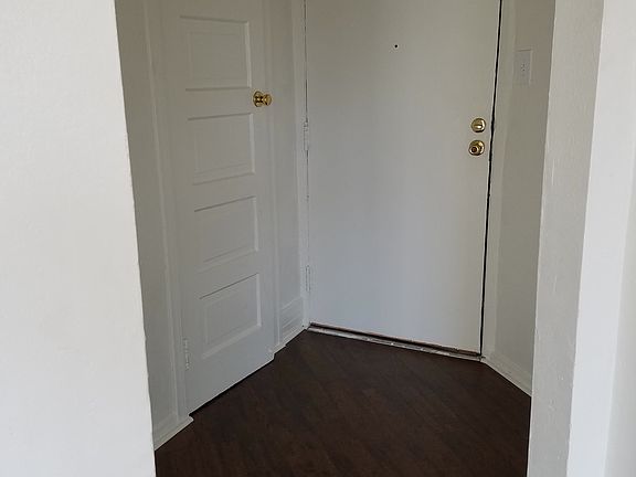 3rd image of 925 S Alvarado St APT 328