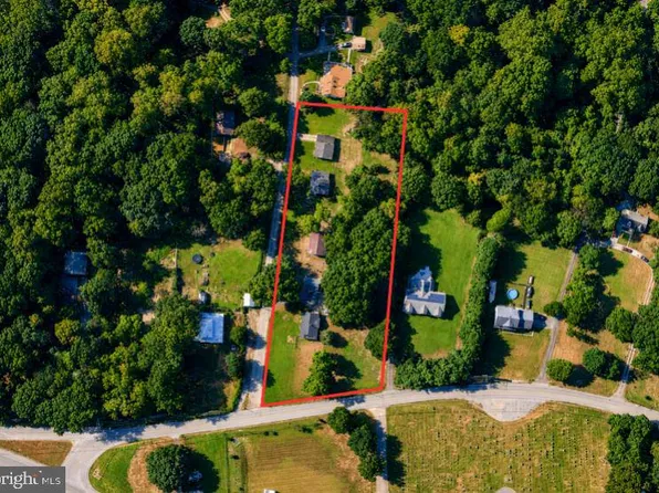 4137 Barrett Pl, Indian Head, MD 20640