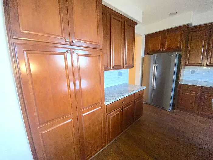 875 Sienna Park Dr — Photo 11