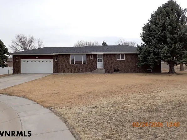 1765 21st St, Gering, NE 69341