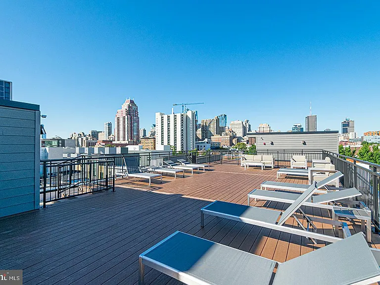 1211 Bainbridge St #2A — Photo 16