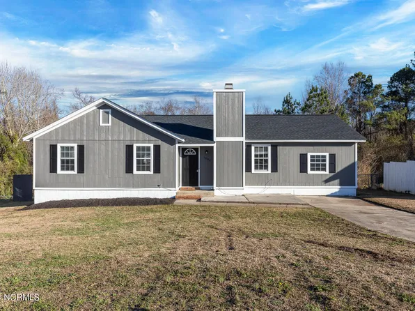 1004 Ridgecrest Lane, Jacksonville, NC 28546