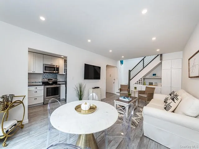 The Ocean Club Condo — Photo 4
