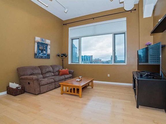 5th image of 400 Pike St Unit 816