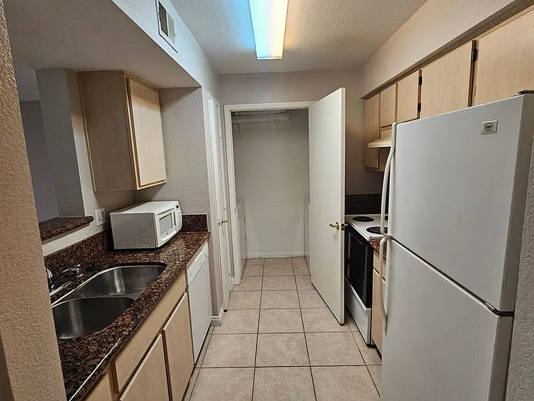 8101 W Flamingo Rd #1144 — Photo 12