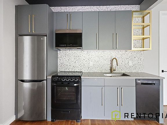 3rd image of 842 Flushing Ave #3F