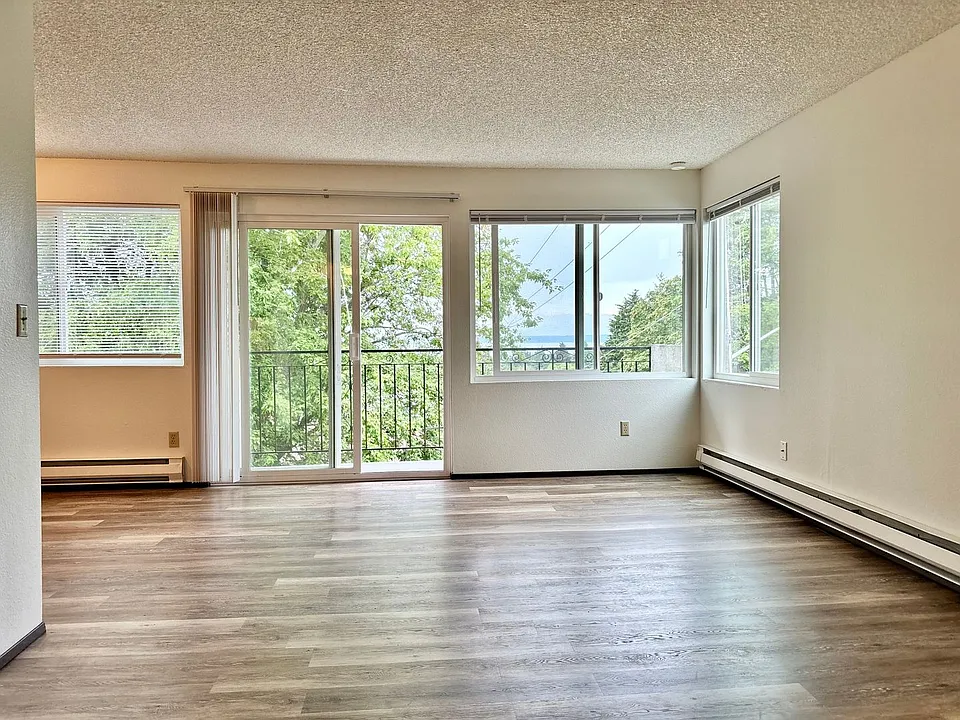 11255 Tg Shoreline View Llc