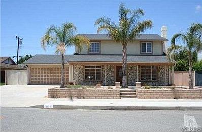 2nd image of 1137 N Lantana St