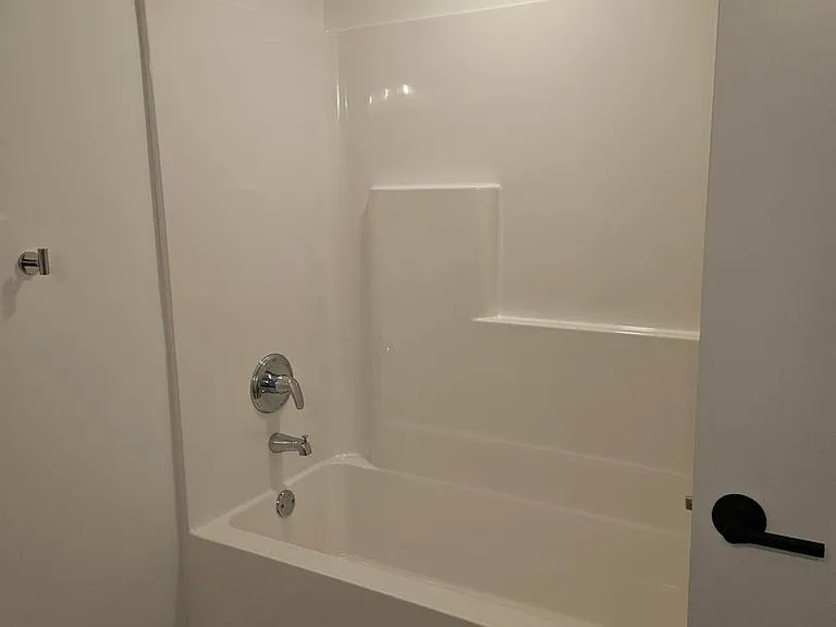 Stoddard Place Apartments — Photo 13