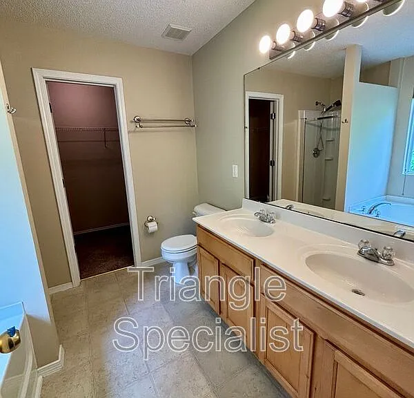 7 Thorton Ct — Photo 11