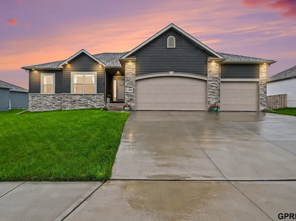 11965 S 118th Ave, Papillion, NE 68046