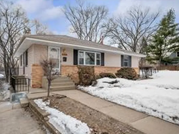 2657 Florida Ave S, Saint Louis Park, MN 55426