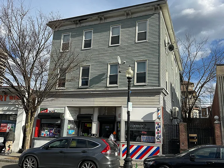 3110 Washington St #3 — Photo 18