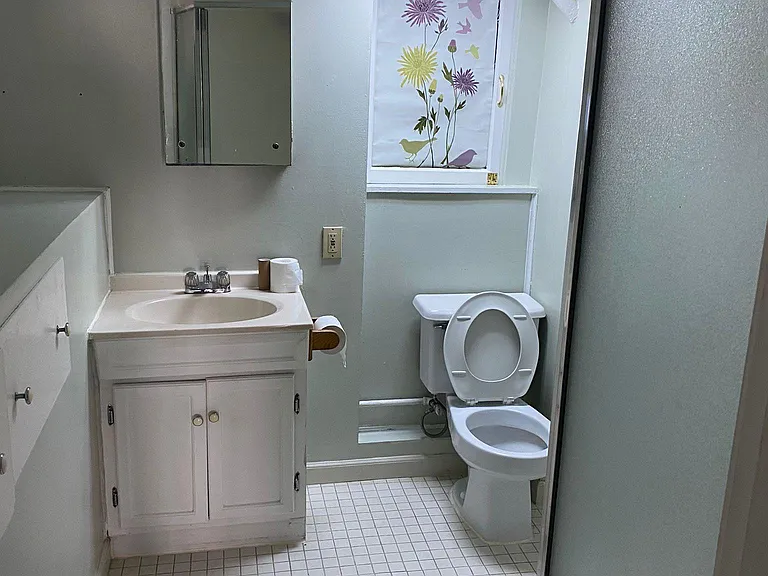 5824 Tehama Ave — Photo 11
