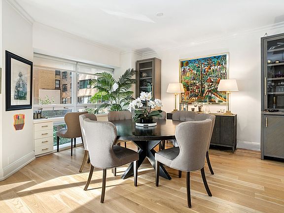 4th image of 415 E 54th St APT 2D