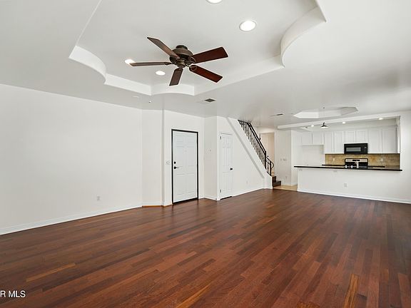 3rd image of 5224 Corteen Pl Unit 10