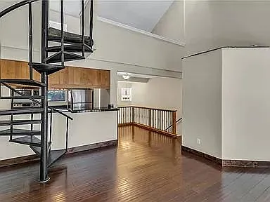 770 Southwood Blvd #3 — Photo 5