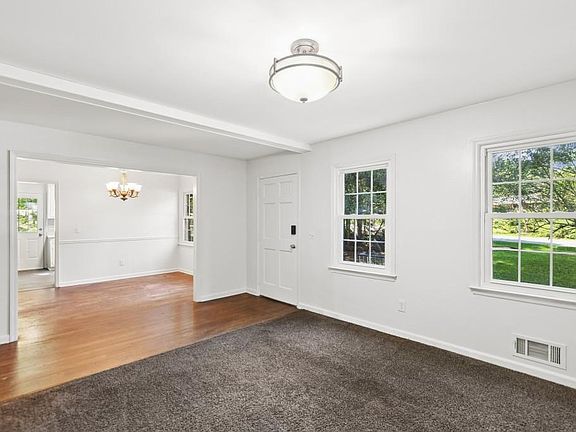 5th image of 5659 Whispering Pines Rd SW