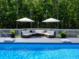 1560 Noyac Path, Sag Harbor, NY 11963
