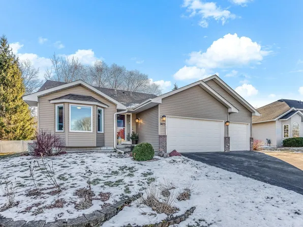 7473 44th St N, Oakdale, MN 55128