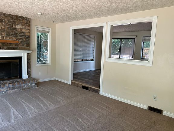 5th image of 10436 SE 98th Ct