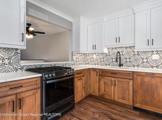 52 Aberdare Ct UNIT 6, Freehold, NJ 07728