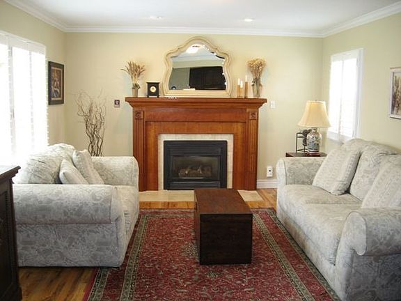 5th image of 2752 E Morningside Dr