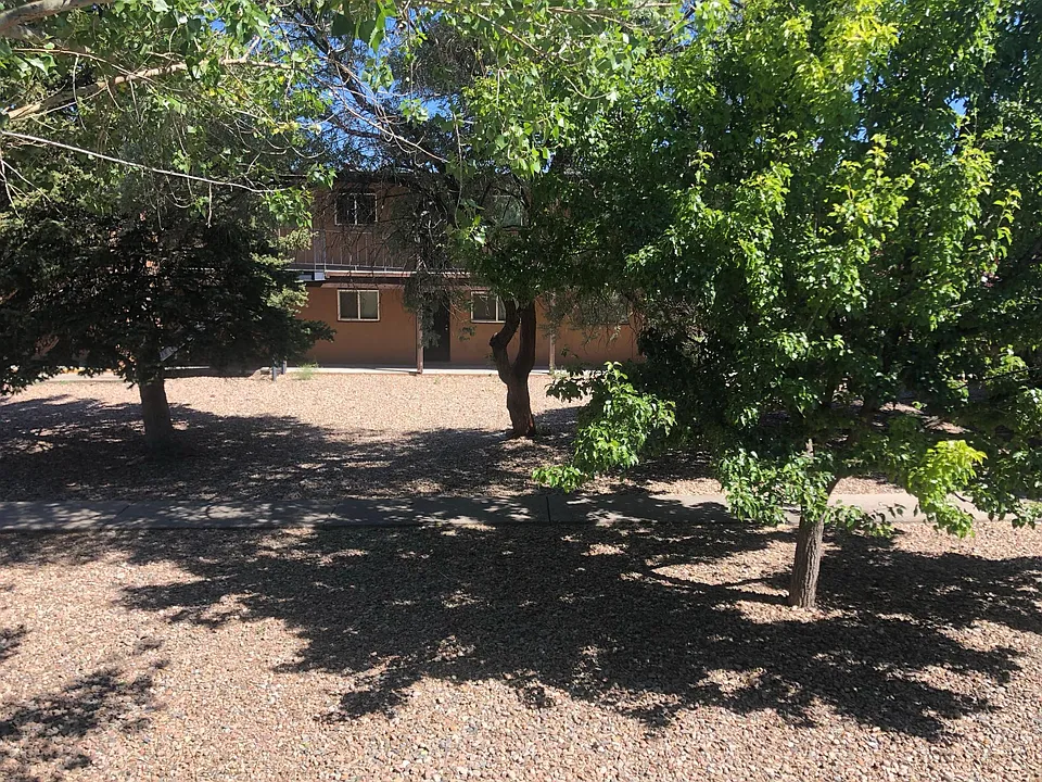 2800 Cerrillos Rd