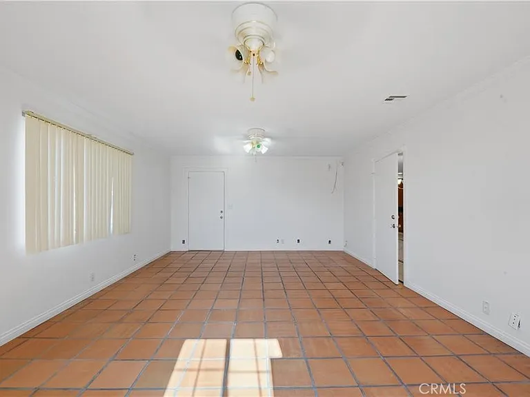 937 N Greenpark Ave — Photo 17
