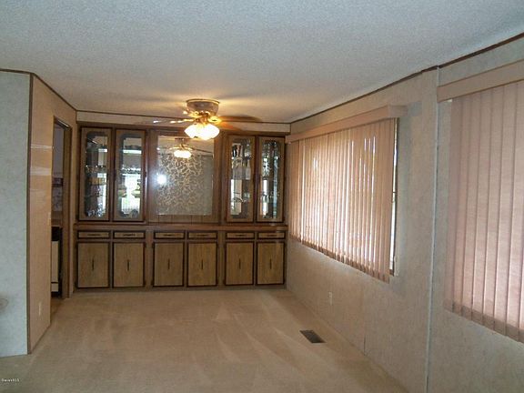 3rd image of 6785 Latour Ct