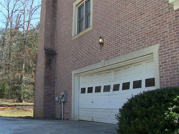 2nd image of 3916 E Saddleridge Dr