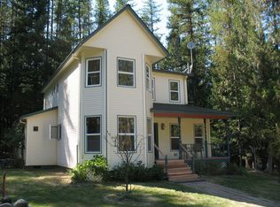 367 Pinewood Ln, Cocolalla, ID 83813