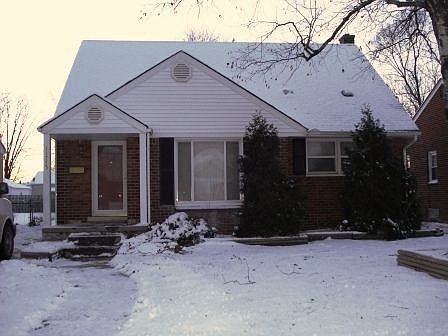 1st image of 11775 Riverdale Ave