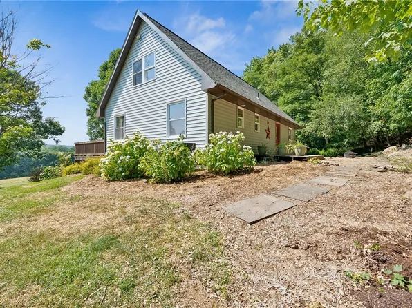 154 Foggy Mountain Ln, Stahlstown, PA 15687