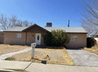 305 N Fairview St, Ridgecrest, CA 93555