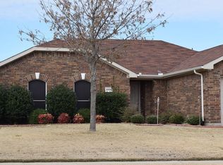 1006 Remington Ranch Rd, Mansfield, TX 76063