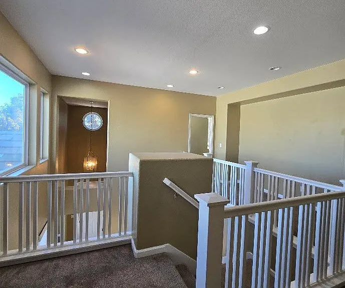 4225 N Del Rey Ave — Photo 23