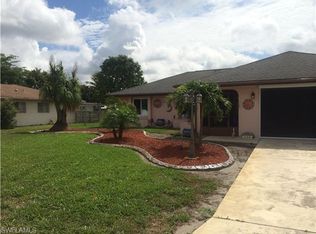 284 Ground Dove Cir, Lehigh Acres, FL 33936
