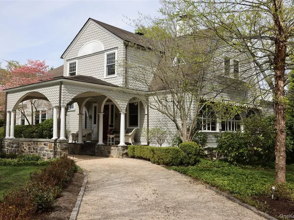 69 Prospect Avenue, Larchmont, NY 10538